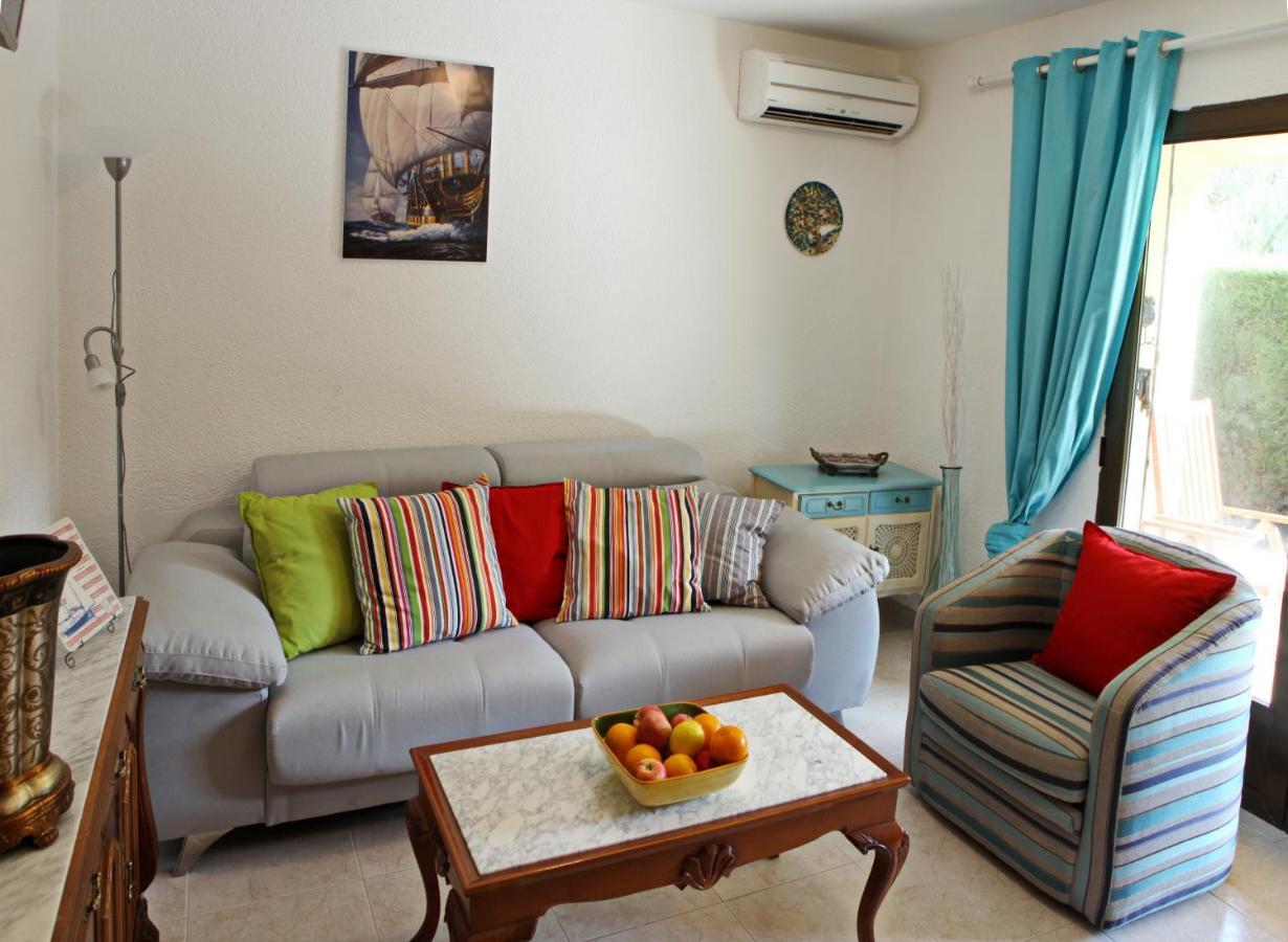 Adosado Calist Apartment Дения Екстериор снимка
