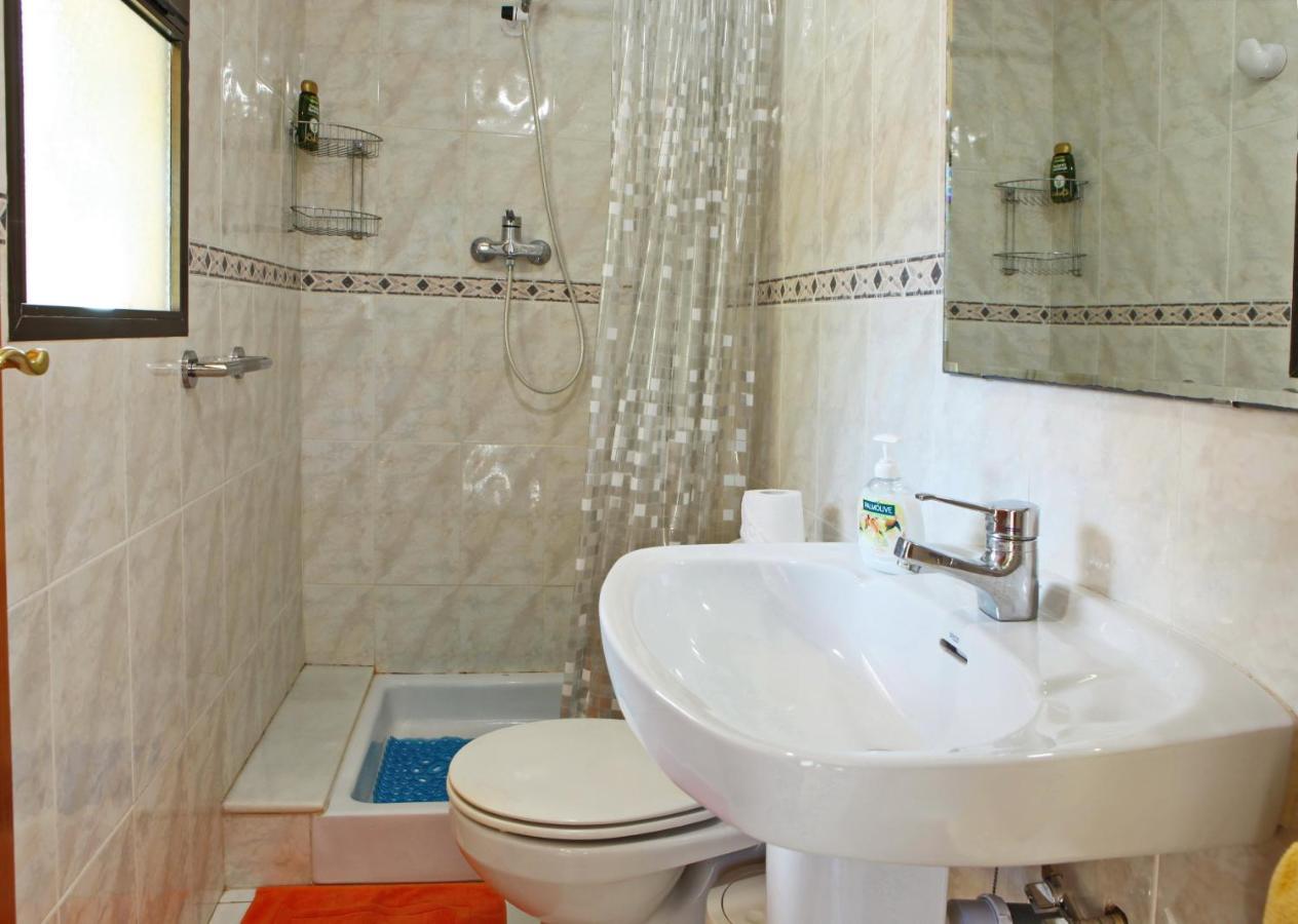 Adosado Calist Apartment Дения Екстериор снимка