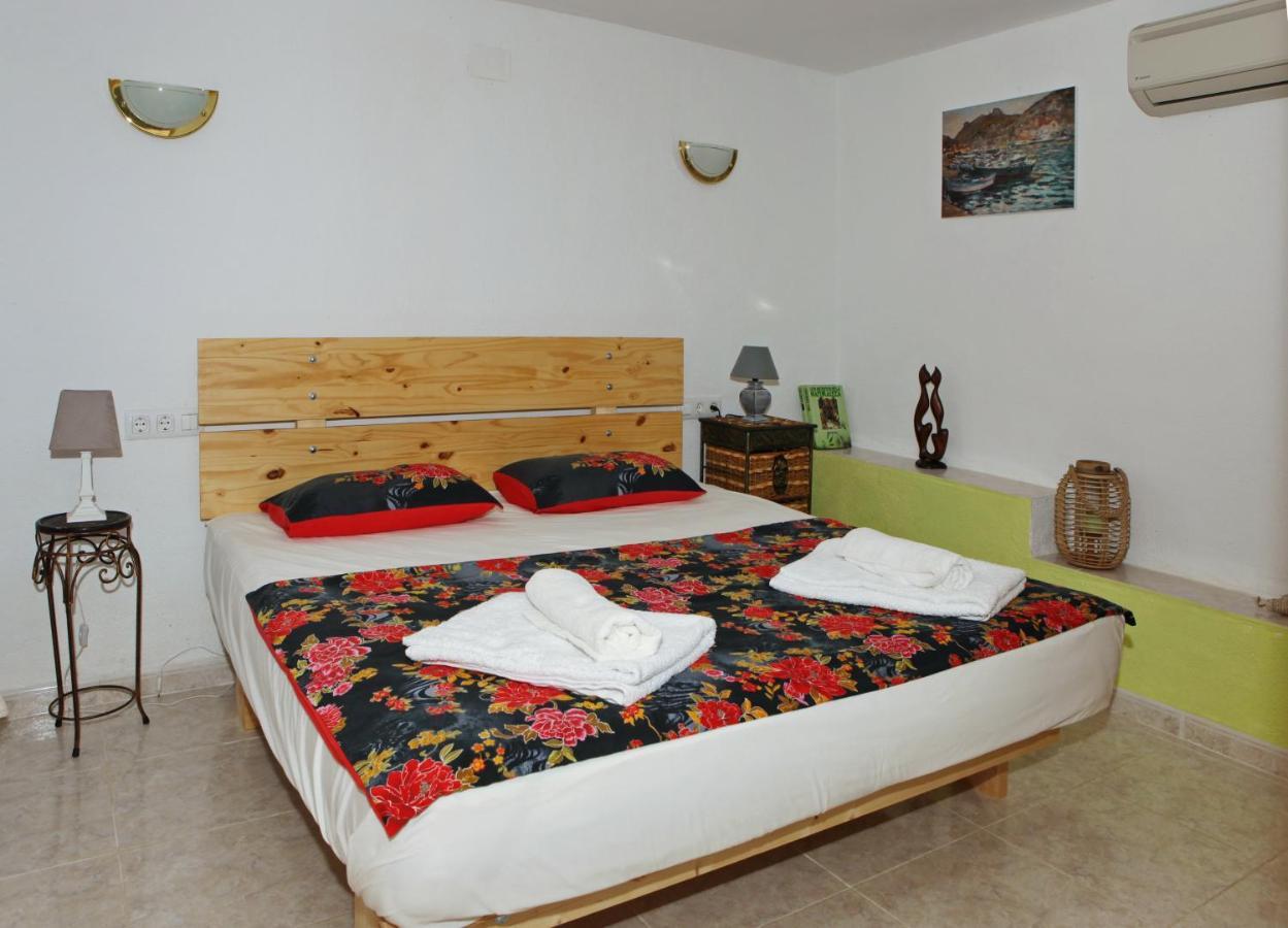 Adosado Calist Apartment Дения Екстериор снимка